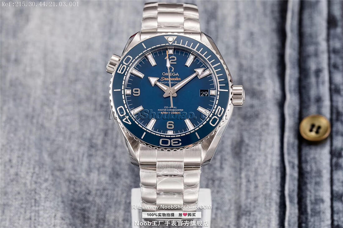  Omega 欧米茄 Seamaster 海马系列 海洋宇宙600米 215.30.44.21.03.001 