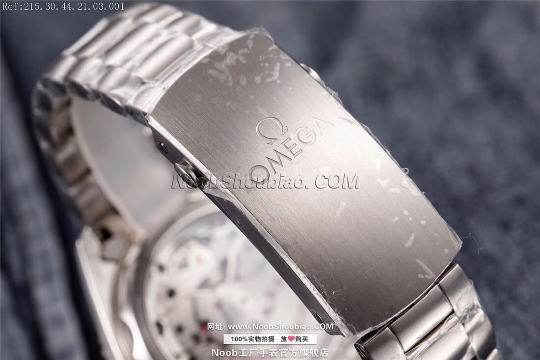  Omega 欧米茄 Seamaster 海马系列 海洋宇宙600米 215.30.44.21.03.001 